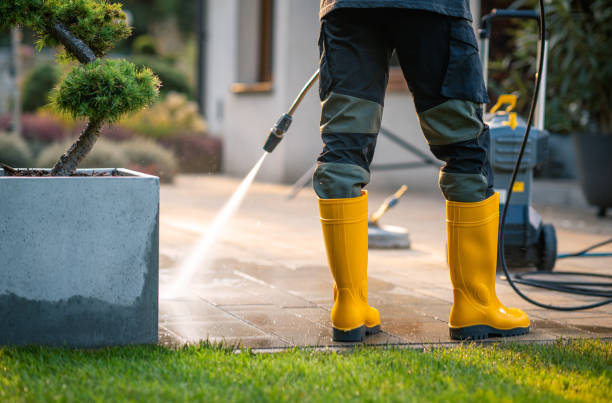 Why Choose Our Certified Pressure Washing Experts for Your Project Needs in Rosedale, MD?